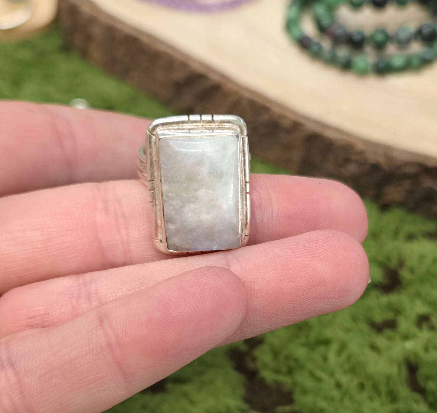Anillo Lunar – Intuición y energía femenina en Plata 925