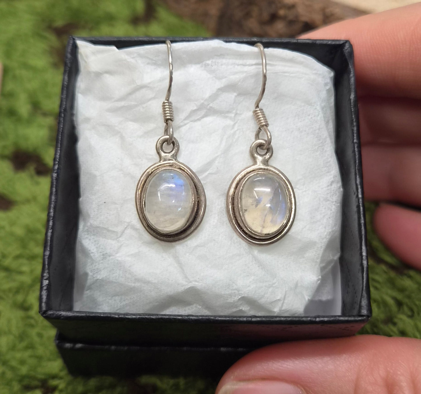 🌜Pendientes Gota Ovalada de Piedra Luna en Plata 925 – Recuerdo mi Ciclo