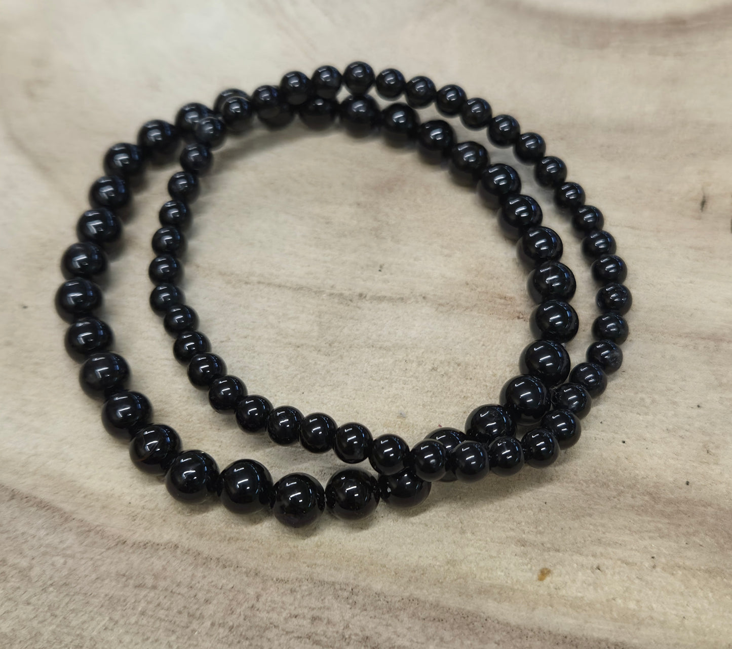 Pulsera de Turmalina Negra · Protección y Equilibrio