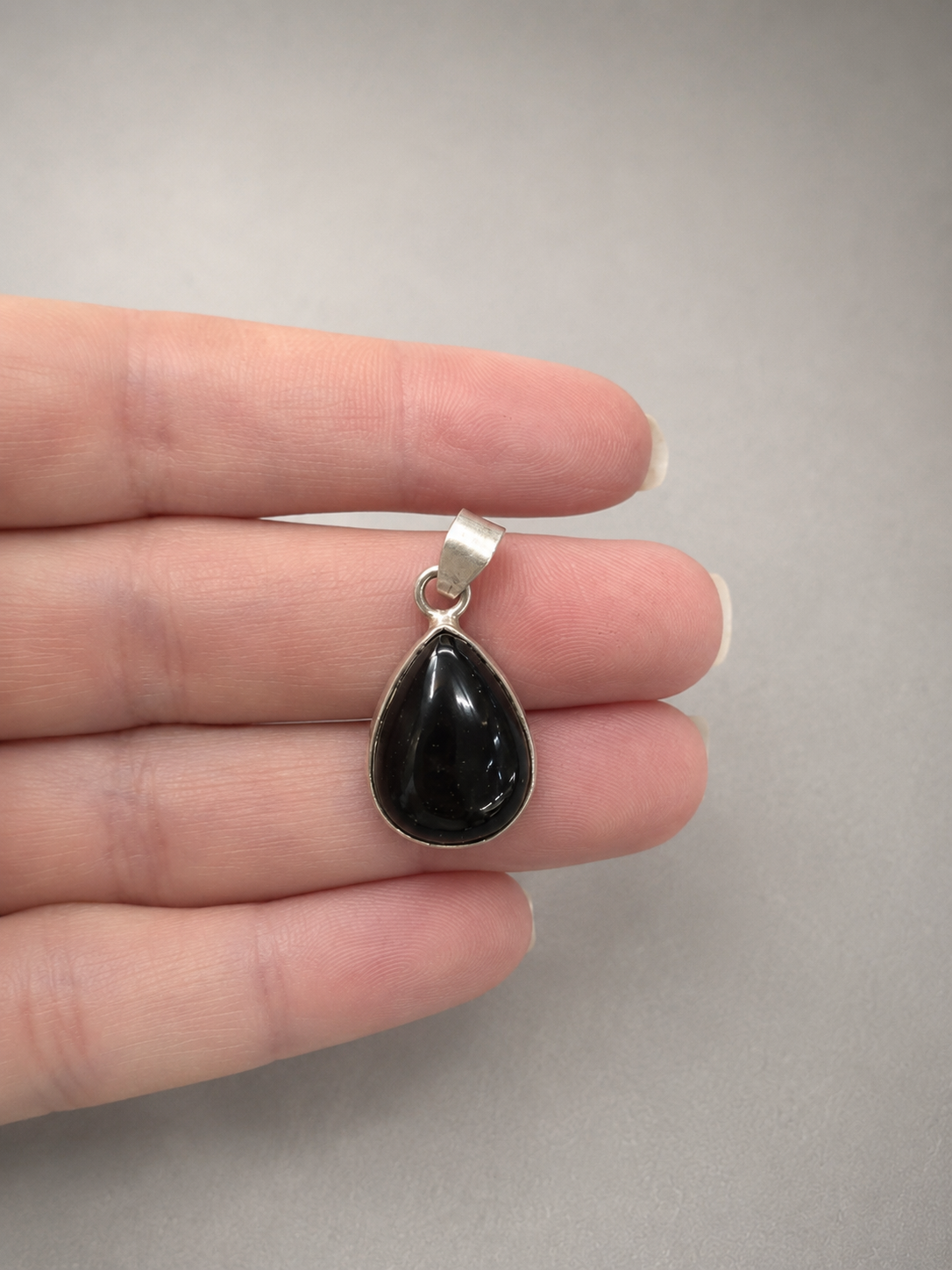 Colgante de Turmalina Negra en Plata de Ley 925