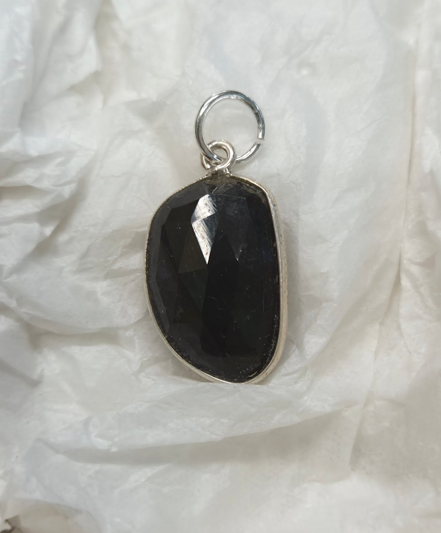 ⚡️ Protección Turmalina Negra – Plata 925 vuelve a tu fuerza.