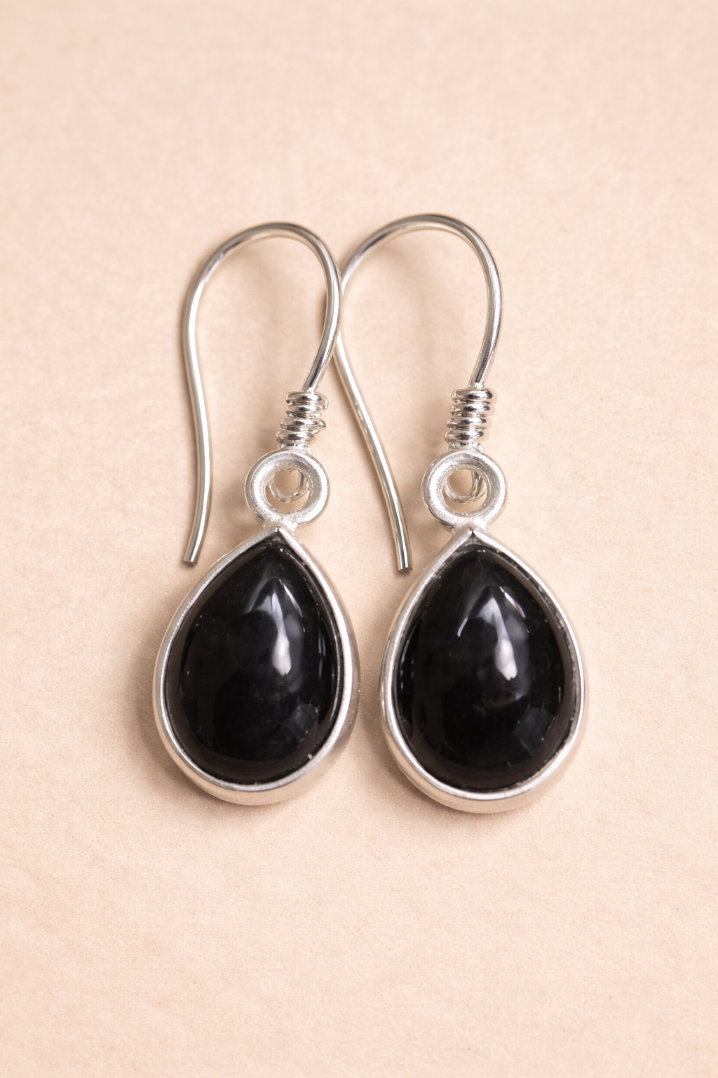 Pendientes “Gota Sagrada” – Piedra natural y Plata