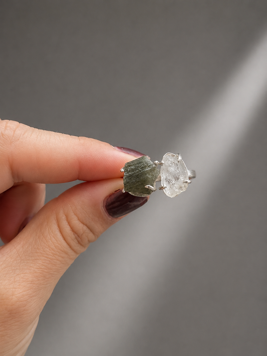 Anillo Adaptable de Moldavita y Herkimer en Plata de Ley 925