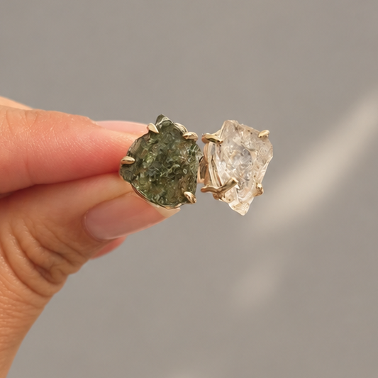Moldavita y Herkimer · Anillo La grieta · Plata 925