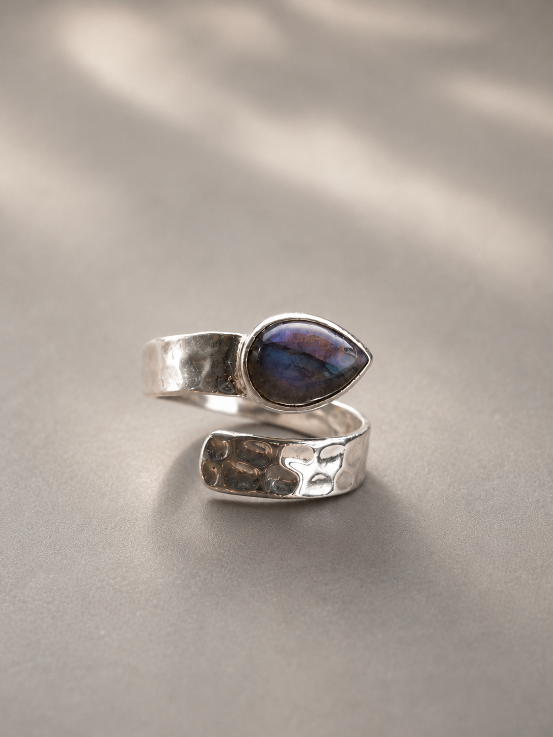 Anillo  Labradorita plata 925