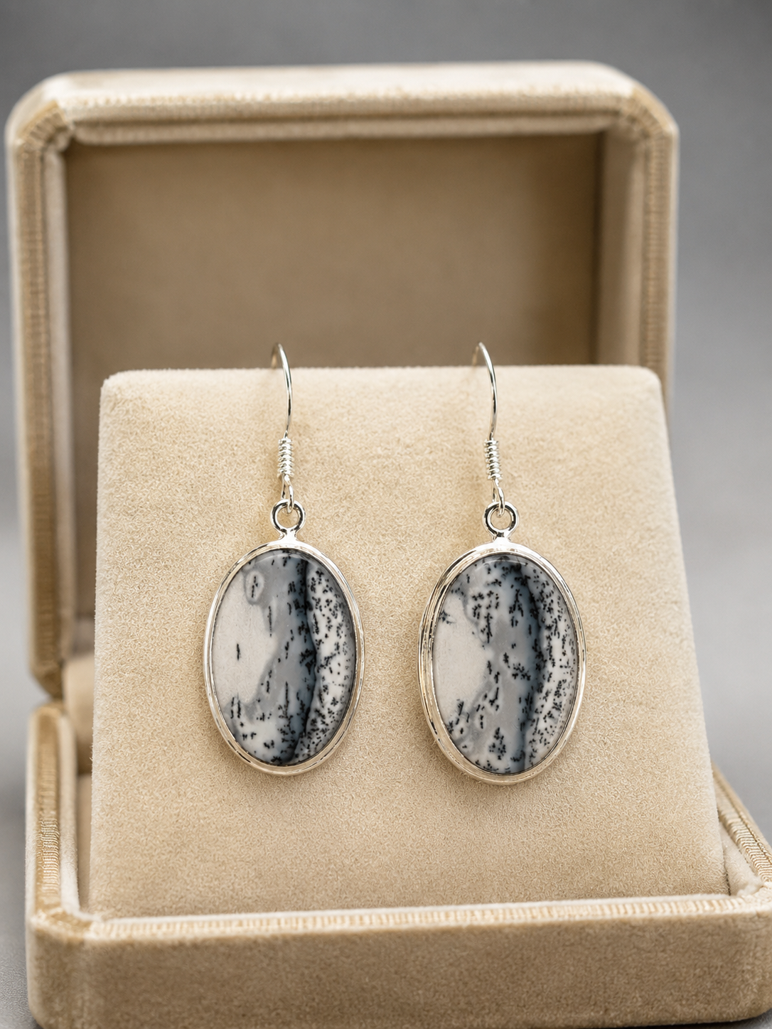Pendientes de Merlinita Natural en Plata de Ley 925