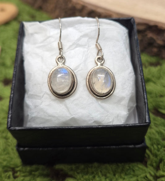 🌜Pendientes Gota Ovalada de Piedra Luna en Plata 925 – Recuerdo mi Ciclo
