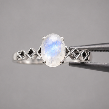 Anillo Piedra luna facetado plata de 925