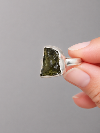 Moldavita · Anillo Estelar · Plata 925 · Talla 10