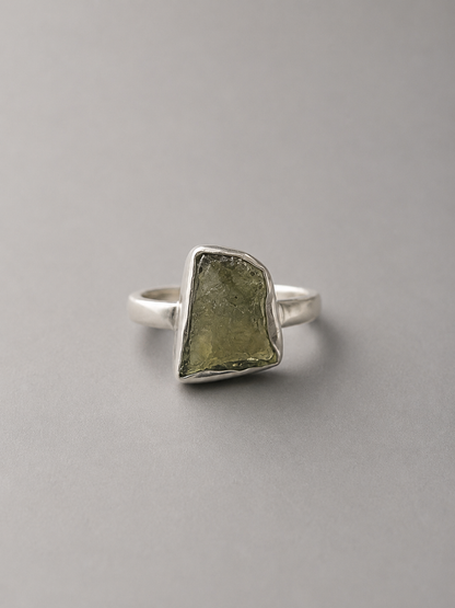 Moldavita · Anillo Estelar · Plata 925 · Talla 10