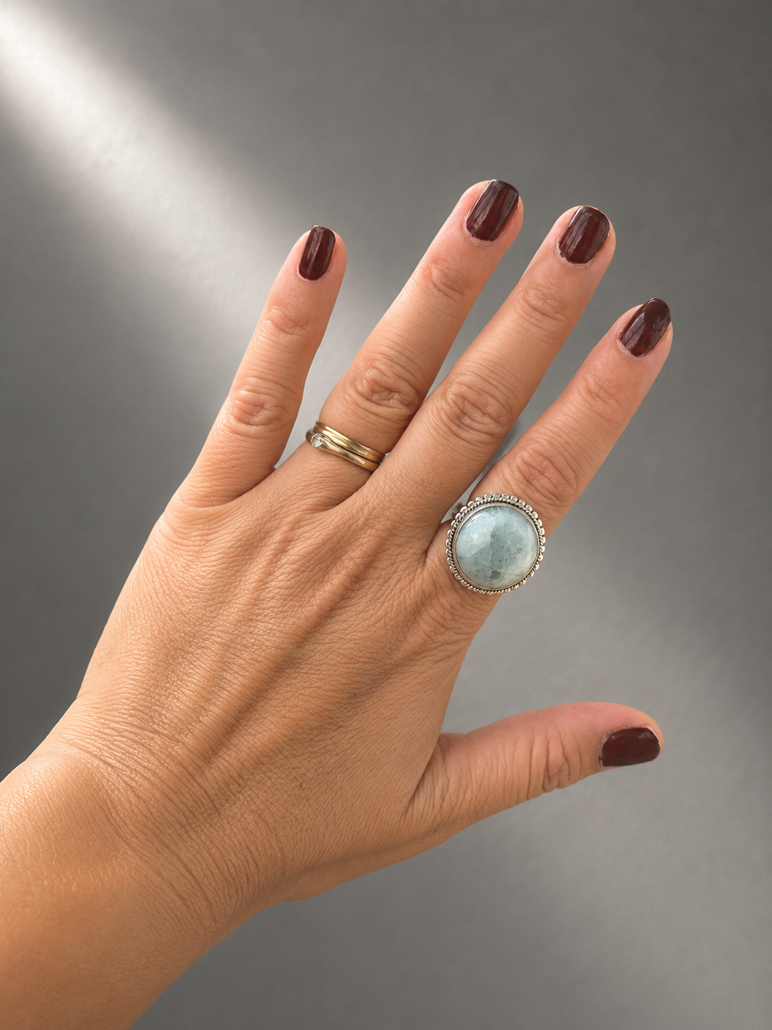 Anillo Redondo de Aguamarina en Plata de Ley 925