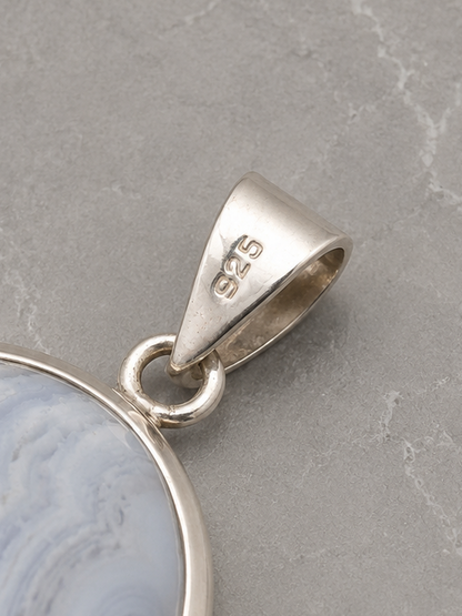 Colgante de Calcedonia Natural en Plata de Ley 925