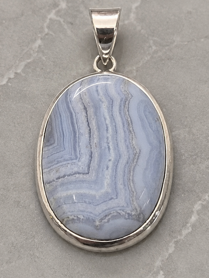 Colgante de Calcedonia Natural en Plata de Ley 925