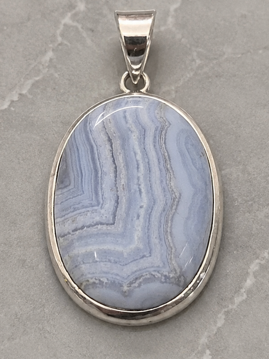 Colgante de Calcedonia Natural en Plata de Ley 925