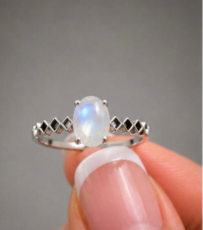 Anillo Piedra luna facetado plata de 925
