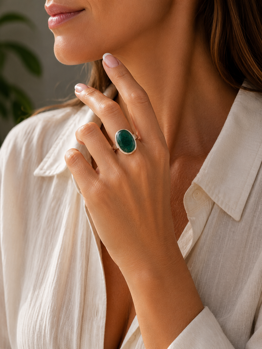Anillo de Zafiro Verde en Plata 925