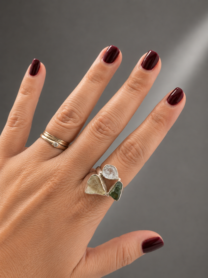 Anillo de Moldavita 8gr, Diamante Herkimer y Cristal Líbico en Plata de Ley 925