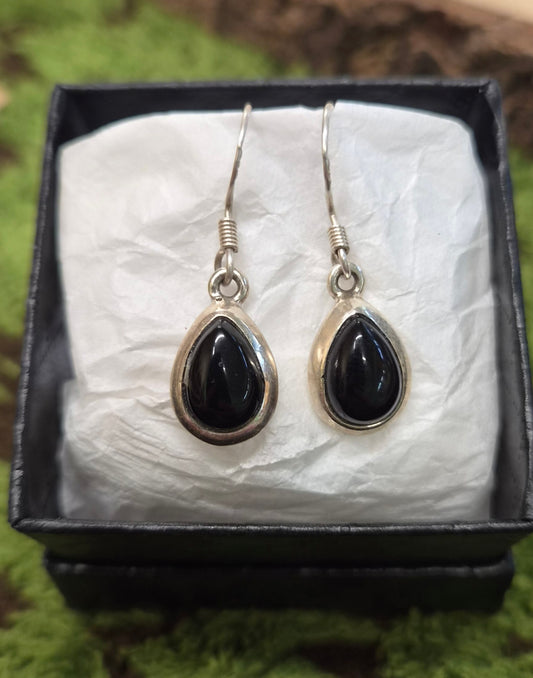 ⚡️Pendientes Turmalina Gota – Protección y estabilidad en Plata 925