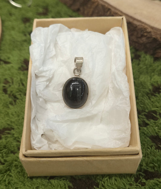 ⚡️Colgante Turmalina Negra Oval – Vuelve a Tu Centro