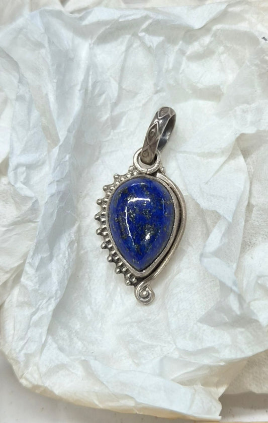 Colgante Lapislázuli en Plata 925 – Serenidad e Intuición