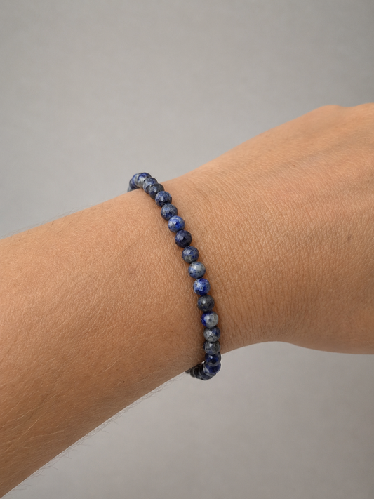 Pulsera facetada 4mm lapislazuli.